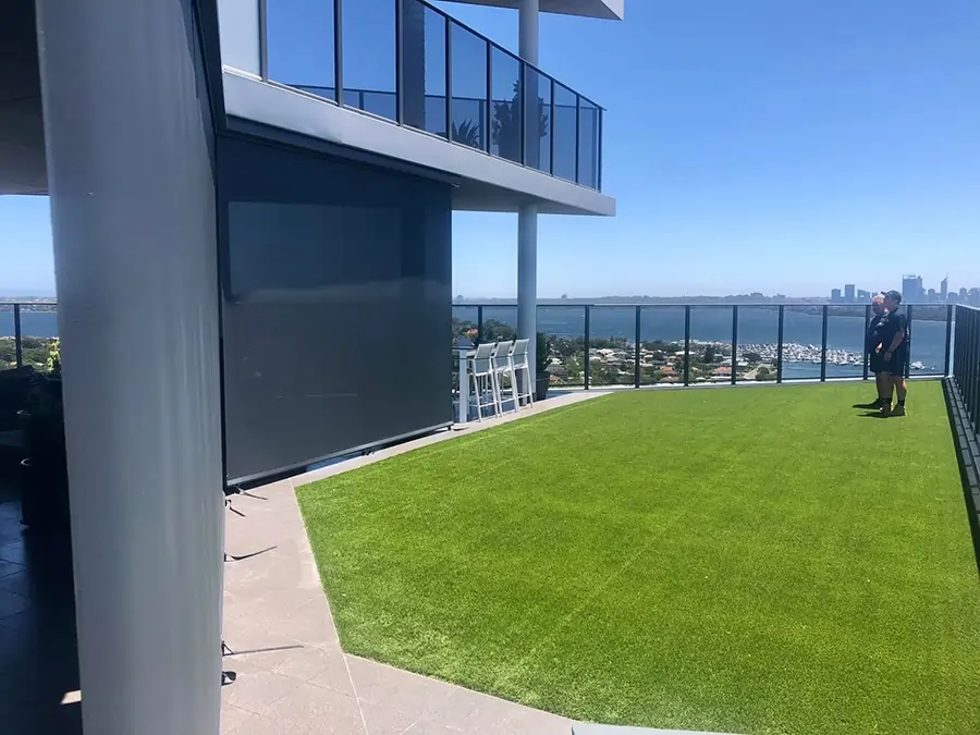 Straight drop blinds