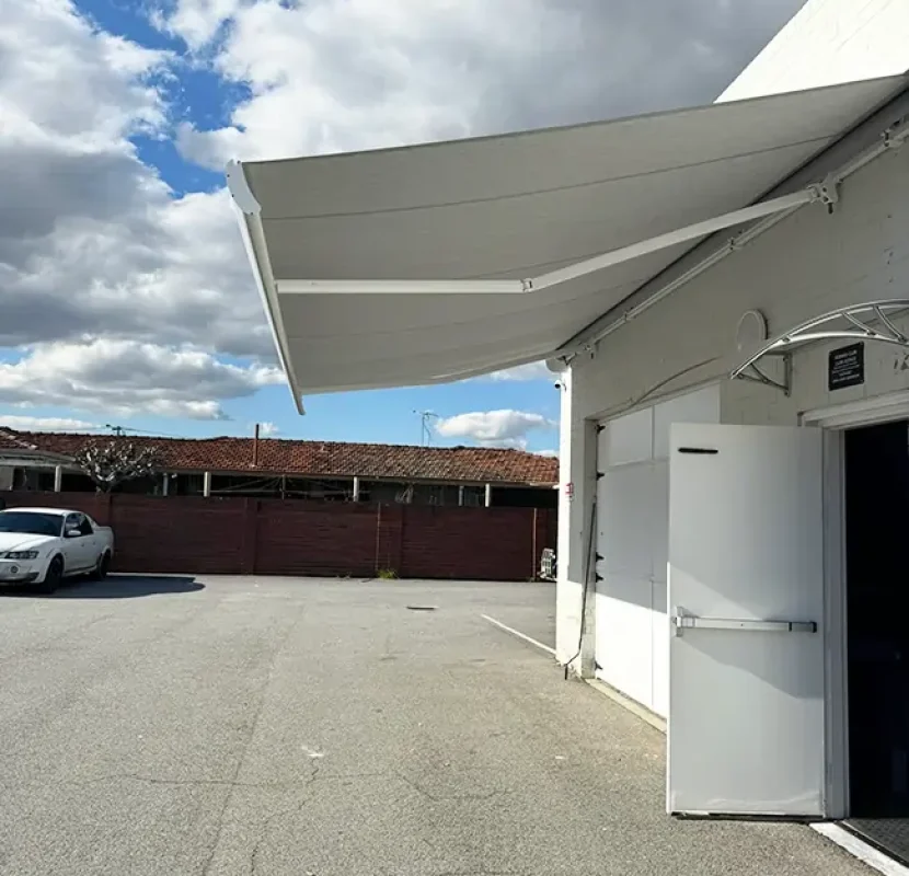 Folding Arm Awning - Installed by Outdoor Shades WA